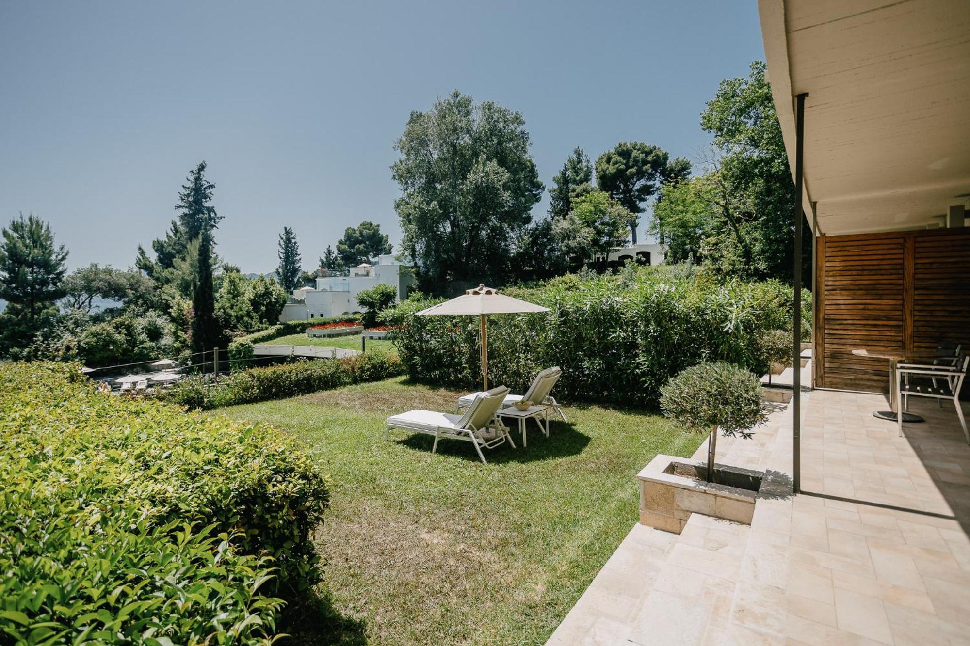코르푸 홀리데이 팰리스 호텔 페라마 외부 사진 Villa in the resort